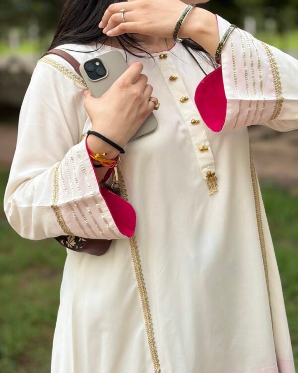 front_sleeves