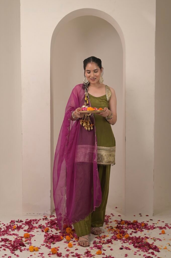 olive_green_farshi